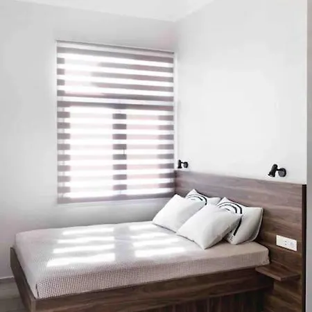 Aristotelous Sqr View Comfy *